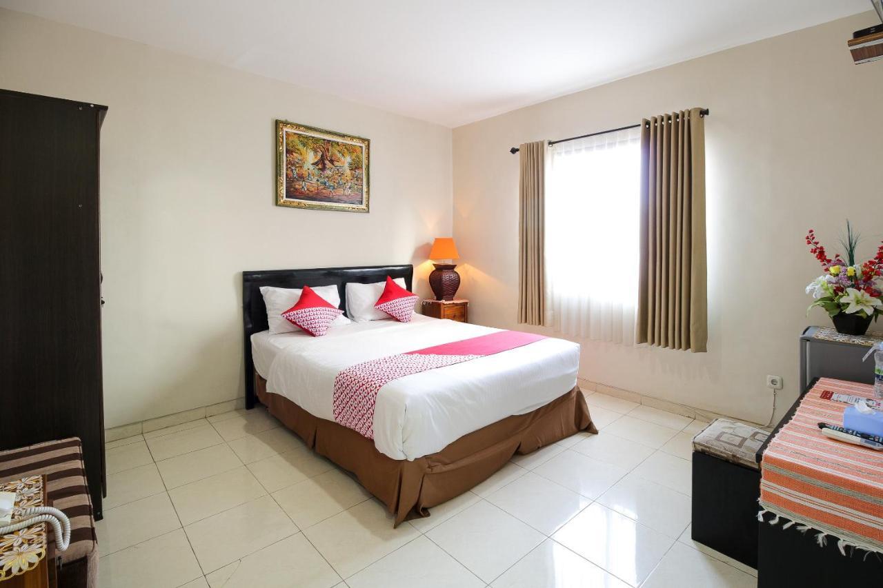 Oyo 734 Tuban Torres Accomodation Kuta Lombok Extérieur photo