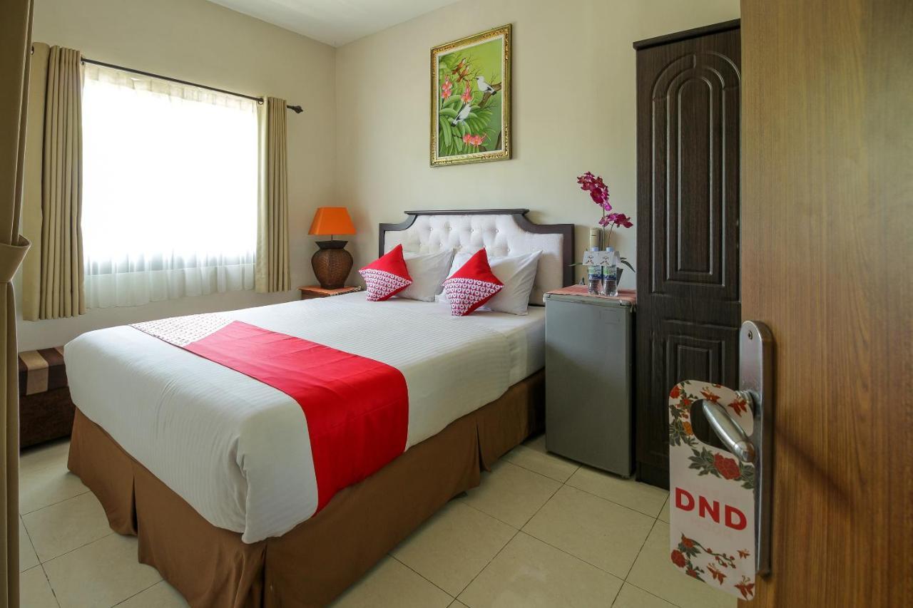 Oyo 734 Tuban Torres Accomodation Kuta Lombok Extérieur photo