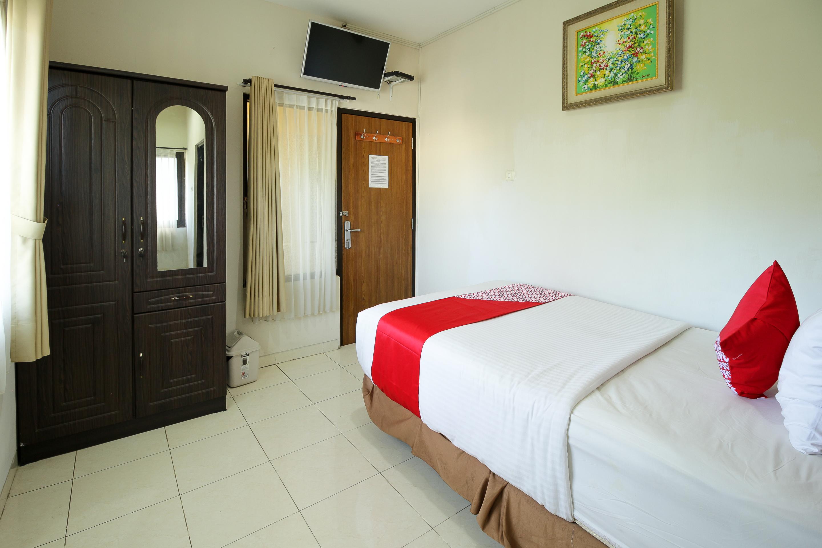 Oyo 734 Tuban Torres Accomodation Kuta Lombok Extérieur photo