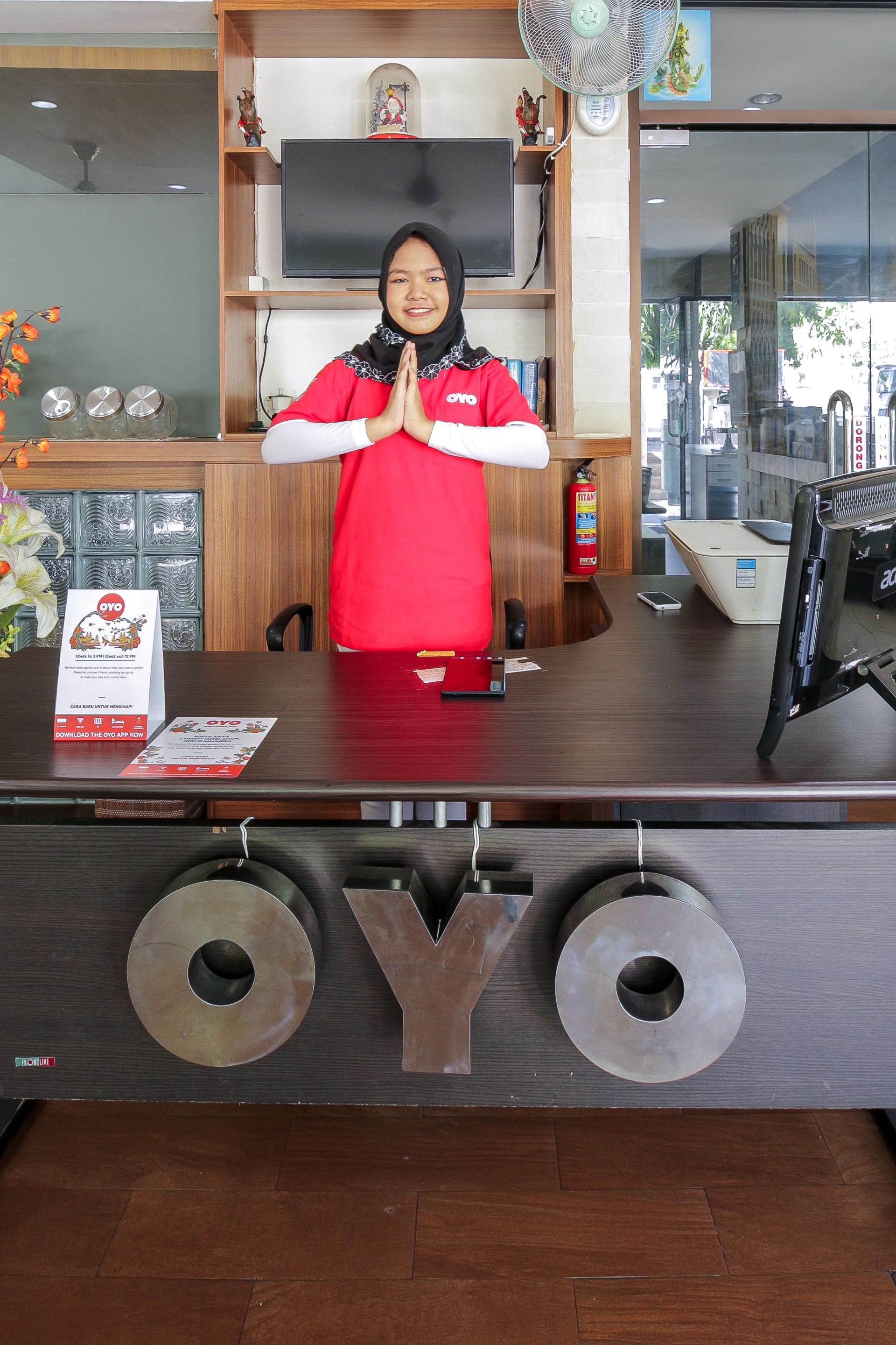 Oyo 734 Tuban Torres Accomodation Kuta Lombok Extérieur photo