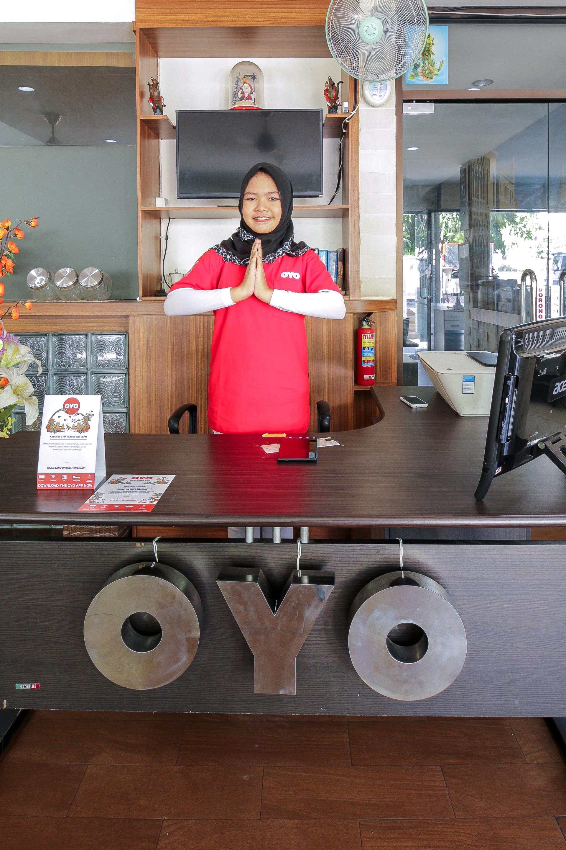 Oyo 734 Tuban Torres Accomodation Kuta Lombok Extérieur photo