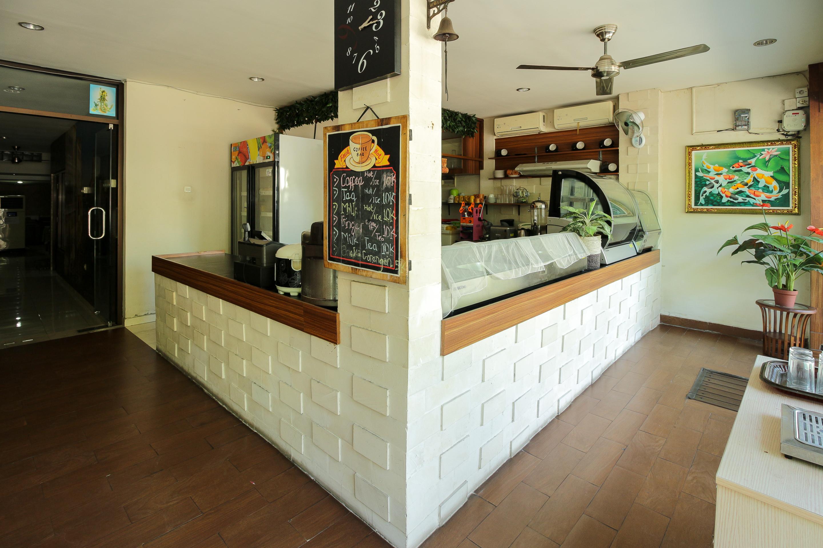 Oyo 734 Tuban Torres Accomodation Kuta Lombok Extérieur photo