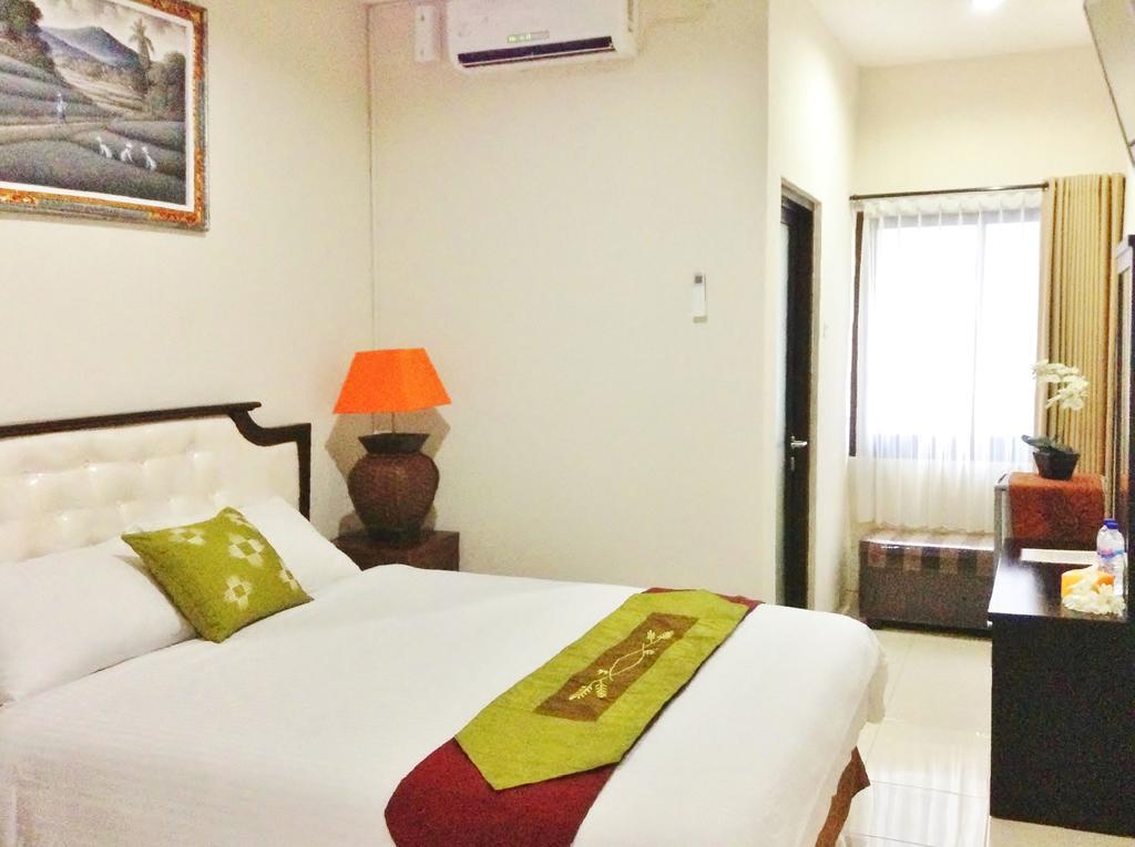 Oyo 734 Tuban Torres Accomodation Kuta Lombok Chambre photo
