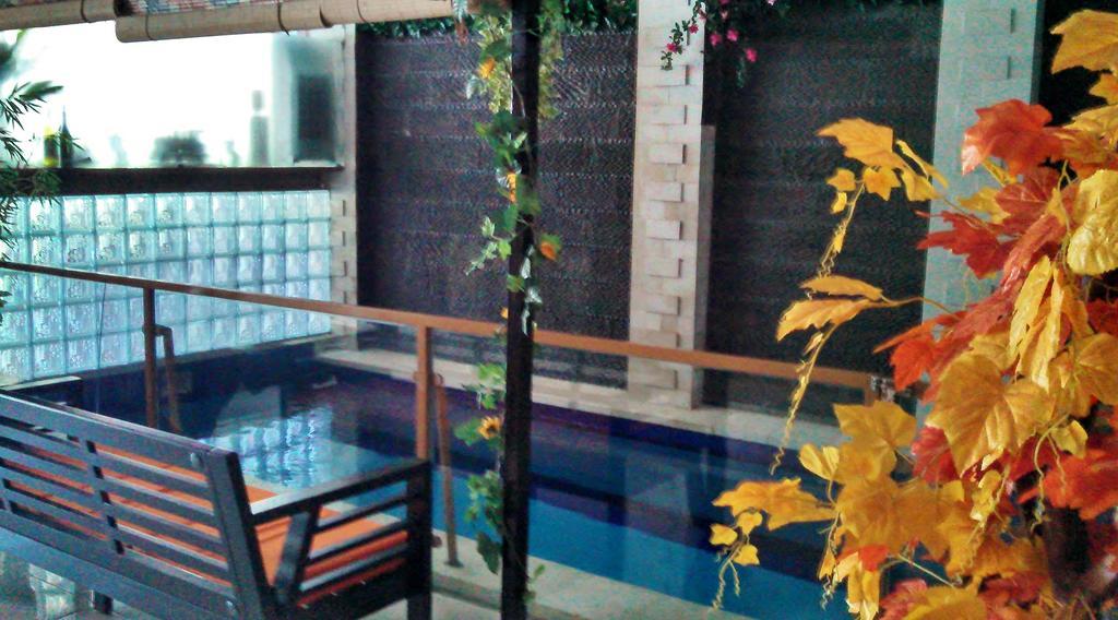 Oyo 734 Tuban Torres Accomodation Kuta Lombok Extérieur photo