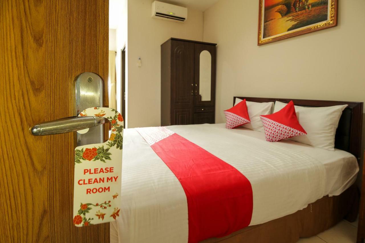 Oyo 734 Tuban Torres Accomodation Kuta Lombok Extérieur photo