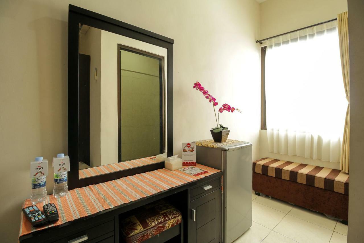 Oyo 734 Tuban Torres Accomodation Kuta Lombok Extérieur photo